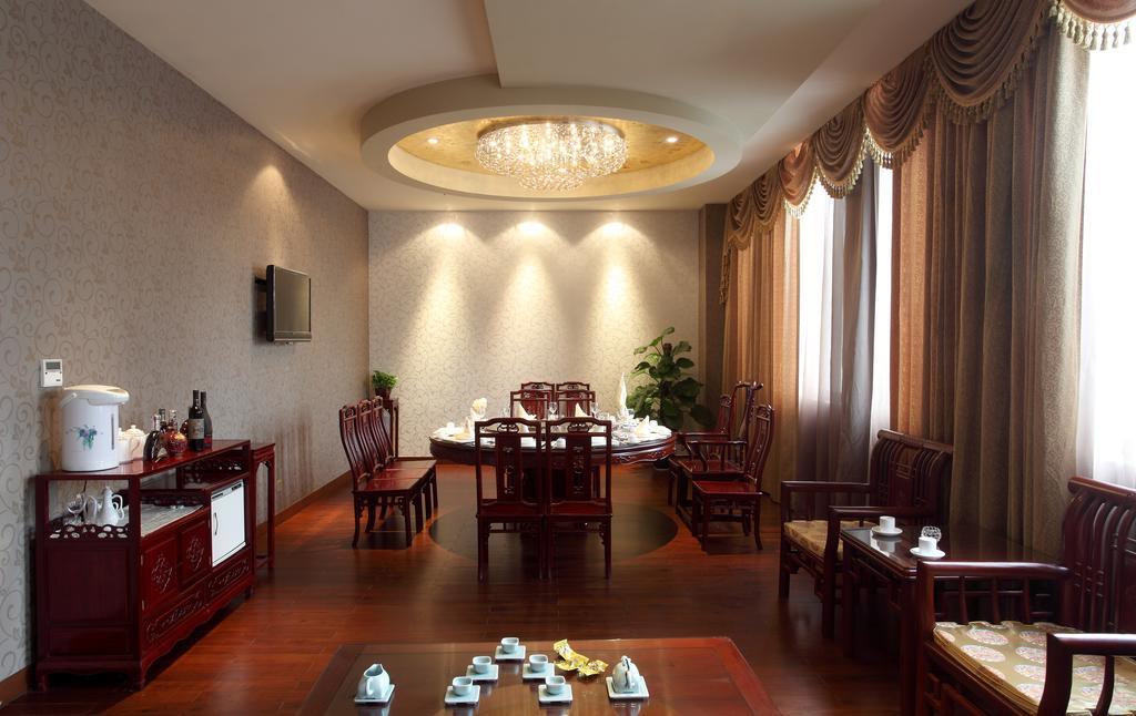 Lacosta Seaside Resort Hotel Sanya Саня Екстериор снимка