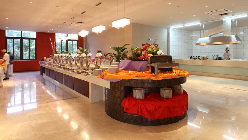 Lacosta Seaside Resort Hotel Sanya Саня Екстериор снимка