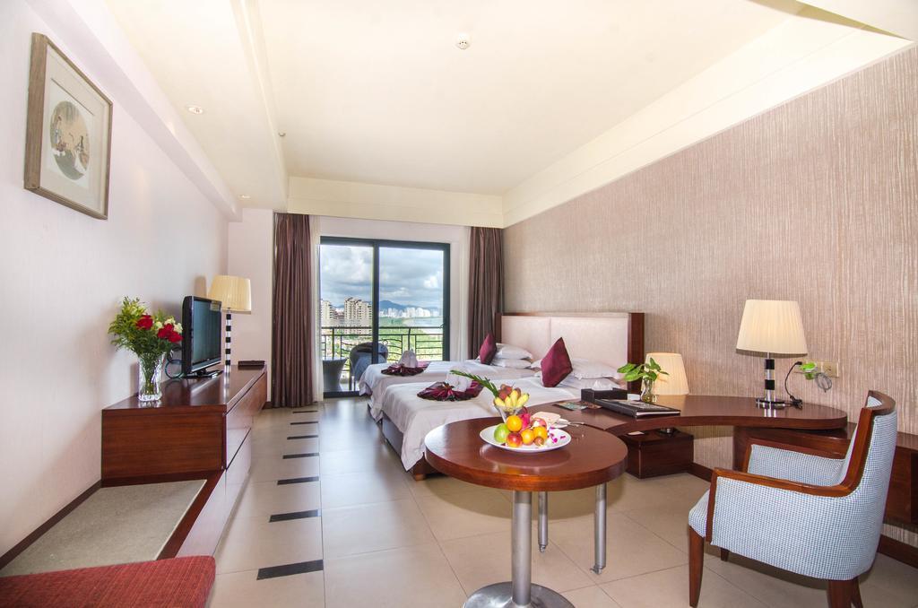 Lacosta Seaside Resort Hotel Sanya Саня Екстериор снимка