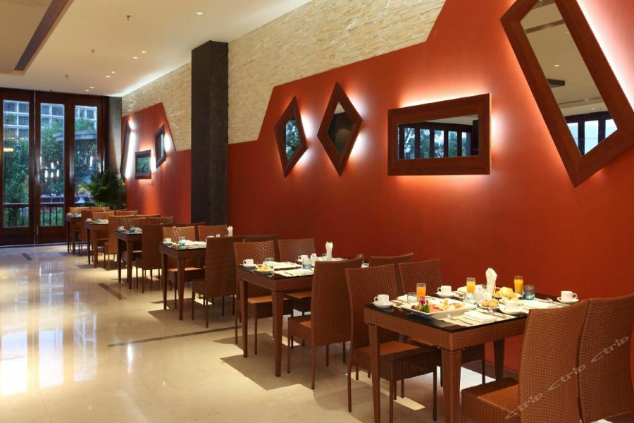 Lacosta Seaside Resort Hotel Sanya Саня Екстериор снимка